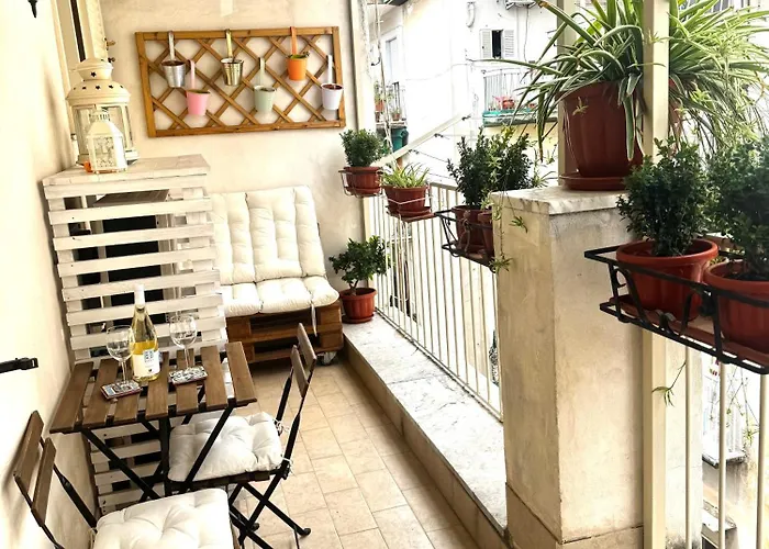 La Casa Di Sarah Aspetta Voi Neapol