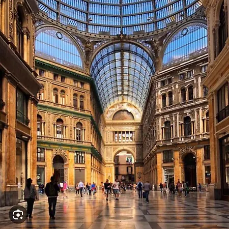La Casa Di Sarah Aspetta Voi Naples