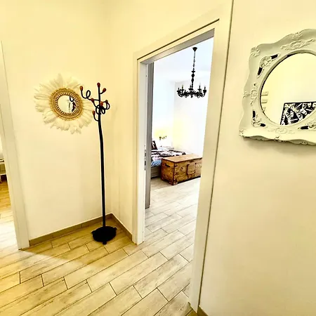Apartment La Casa Di Sarah Aspetta Voi