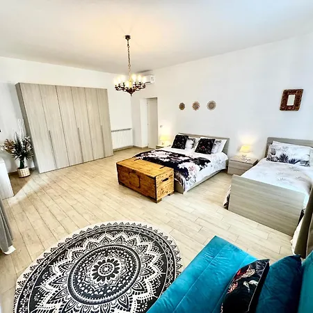 La Casa Di Sarah Aspetta Voi * Neapel