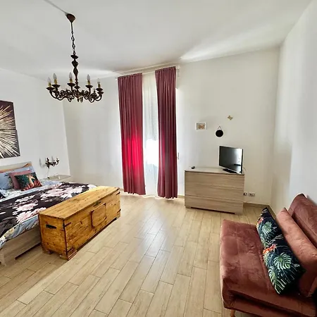 Appartamento La Casa Di Sarah Aspetta Voi Napoli