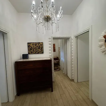 La Casa Di Sarah Aspetta Voi * Napoli