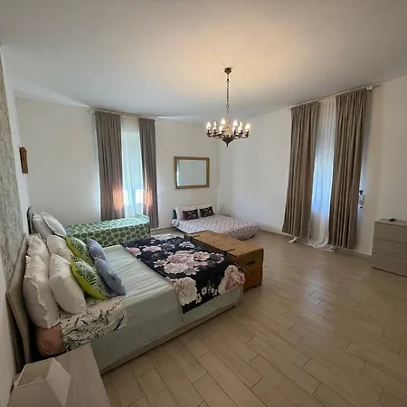 Appartamento La Casa Di Sarah Aspetta Voi Napoli
