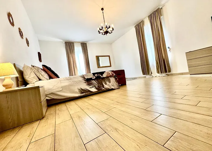 La Casa Di Sarah Aspetta Voi Lägenhet *