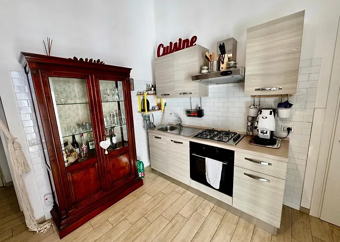 Lägenhet La Casa Di Sarah Aspetta Voi Neapel