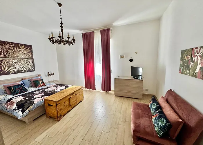 Lägenhet La Casa Di Sarah Aspetta Voi Neapel